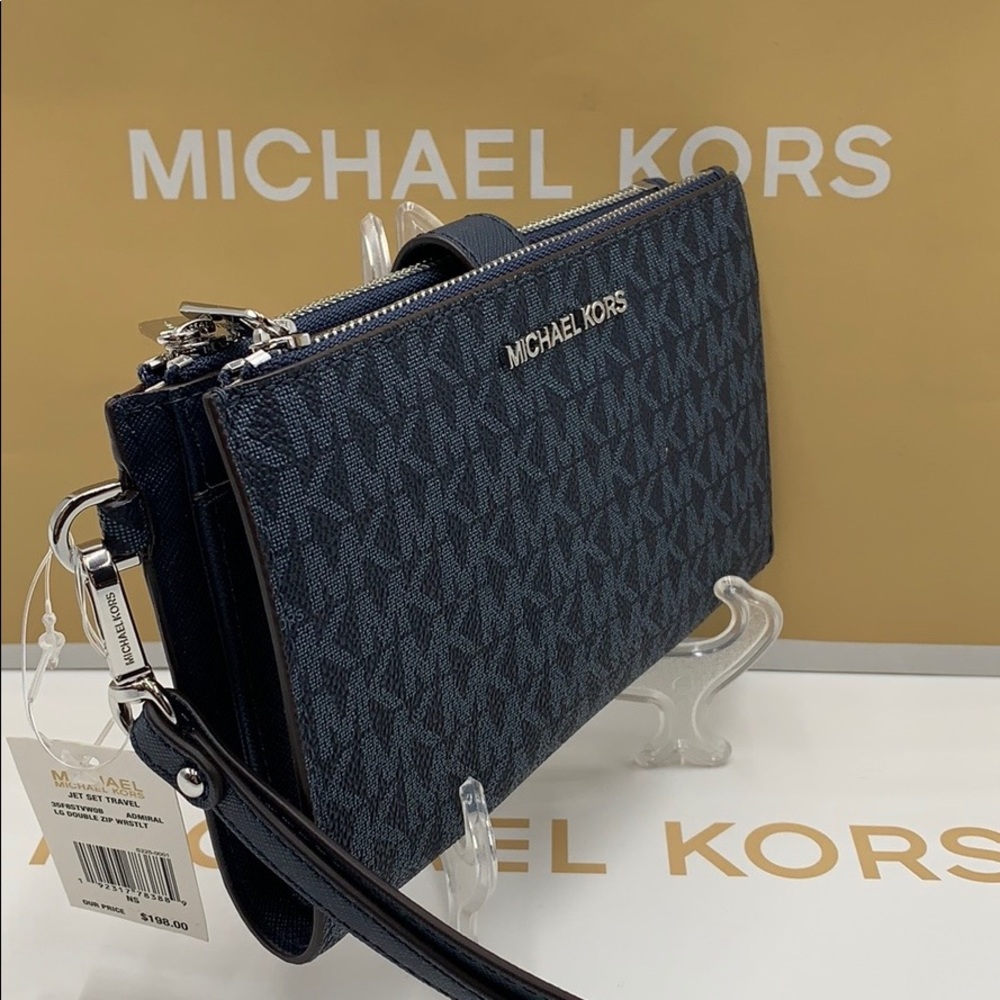 MICHAEL KORS JET SET TRAVEL LG DOUBLE ZIP WRISTLET PHONE HOLDER CASE WALLET NWT - Picture 8 of 16